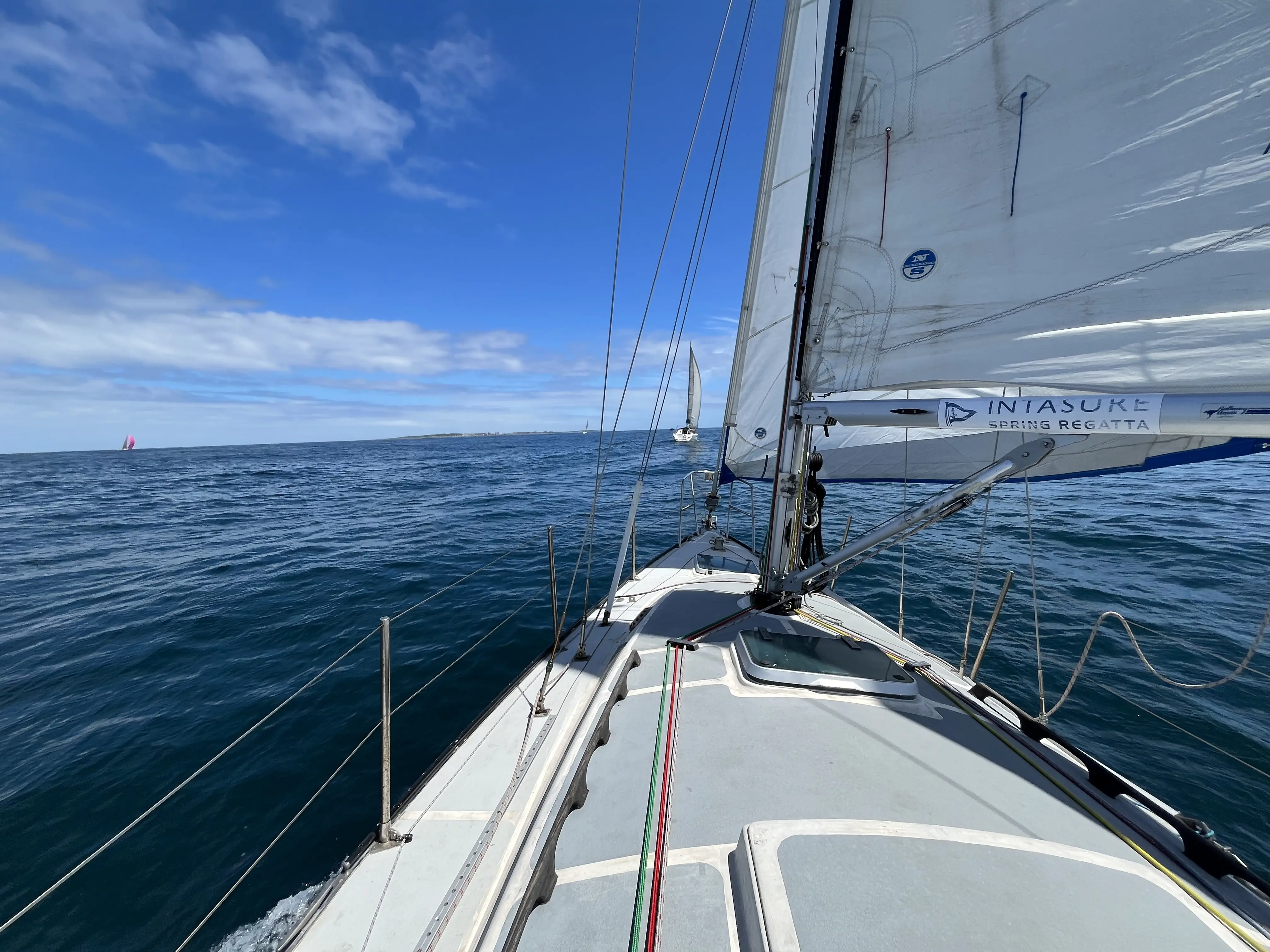 sailing yacht Apple Pie under way
